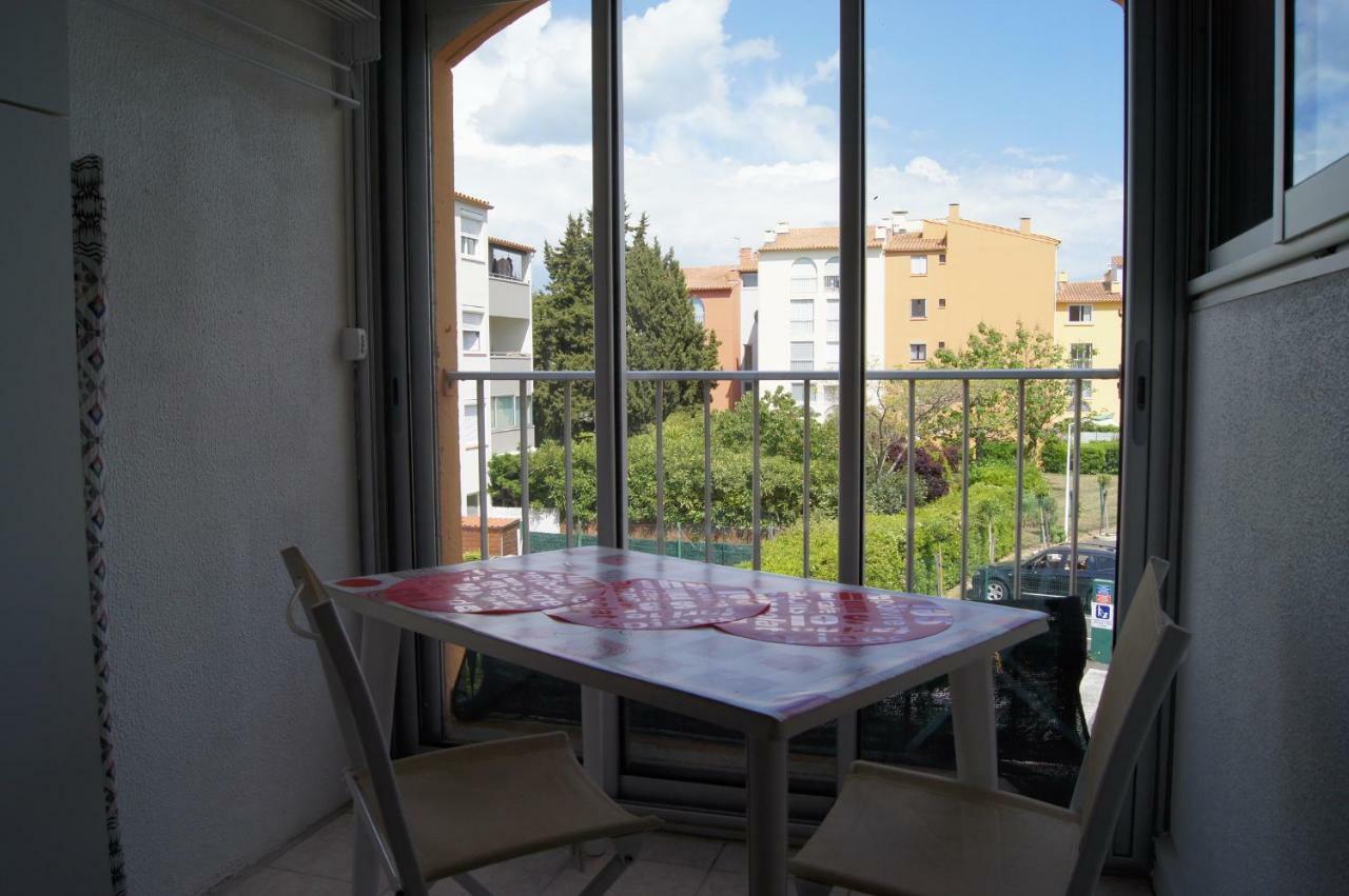 Lara 1 - Grand T2 Loggia Sans Vis-A-Vis Parking - Pres Centre-Port, Ile Des Loisirs, Plage Richelieu Agde Exterior photo